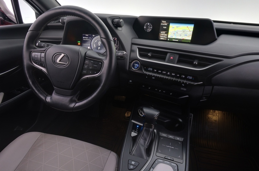 Lexus UX vaihtoauto