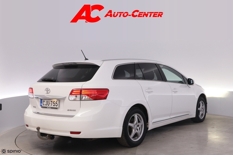 Toyota Avensis vaihtoauto