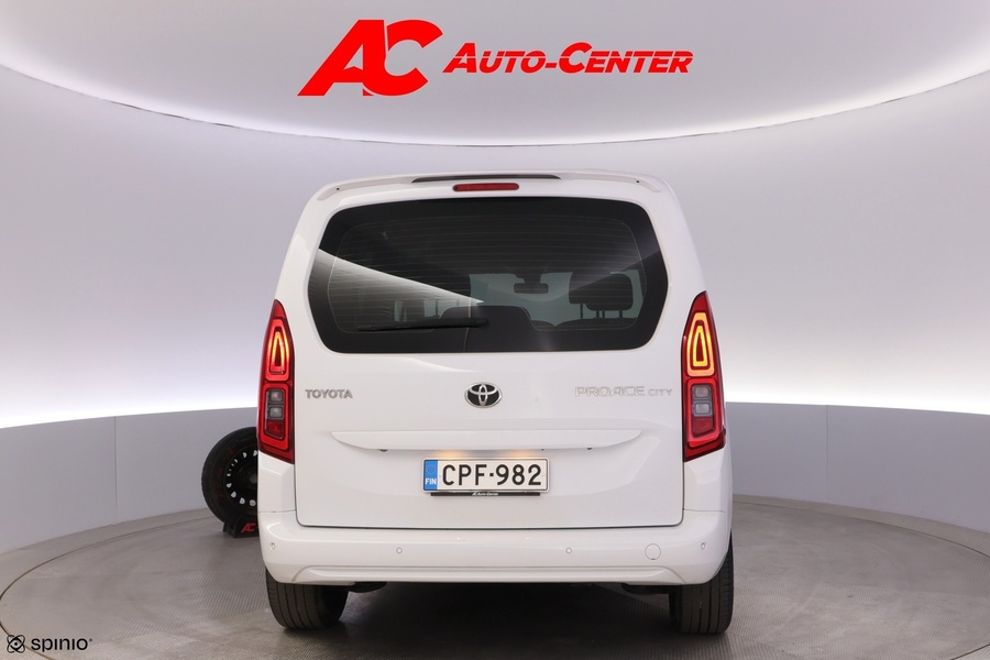 Toyota Proace CITY Verso vaihtoauto