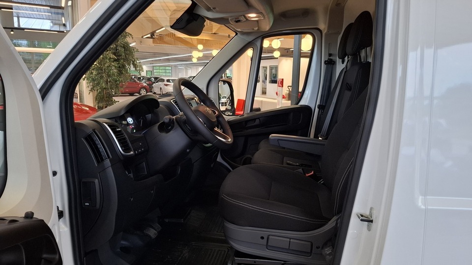 Toyota Proace MAX vaihtoauto