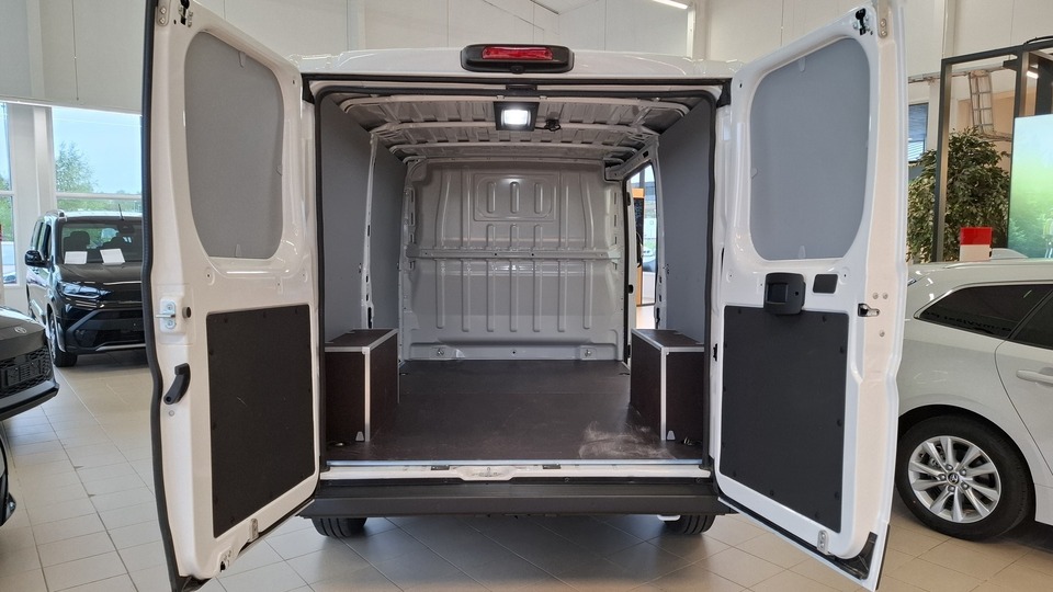 Toyota Proace MAX vaihtoauto