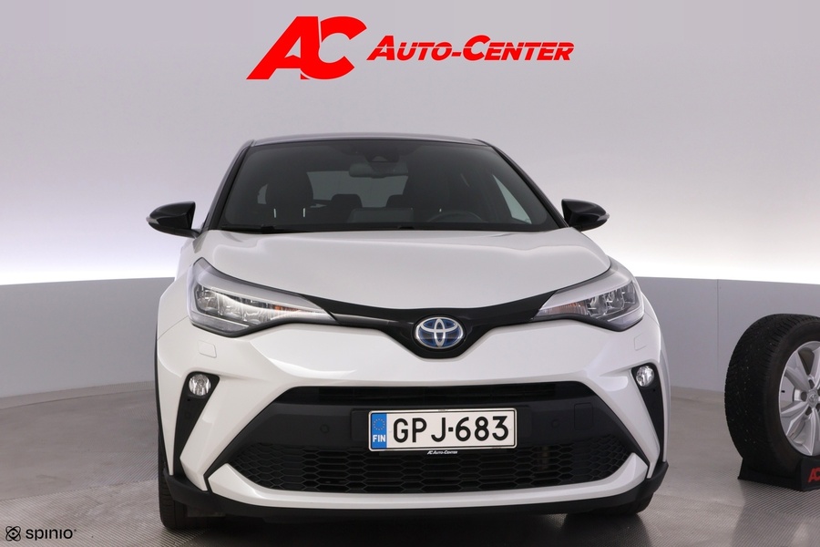 Toyota C-HR vaihtoauto