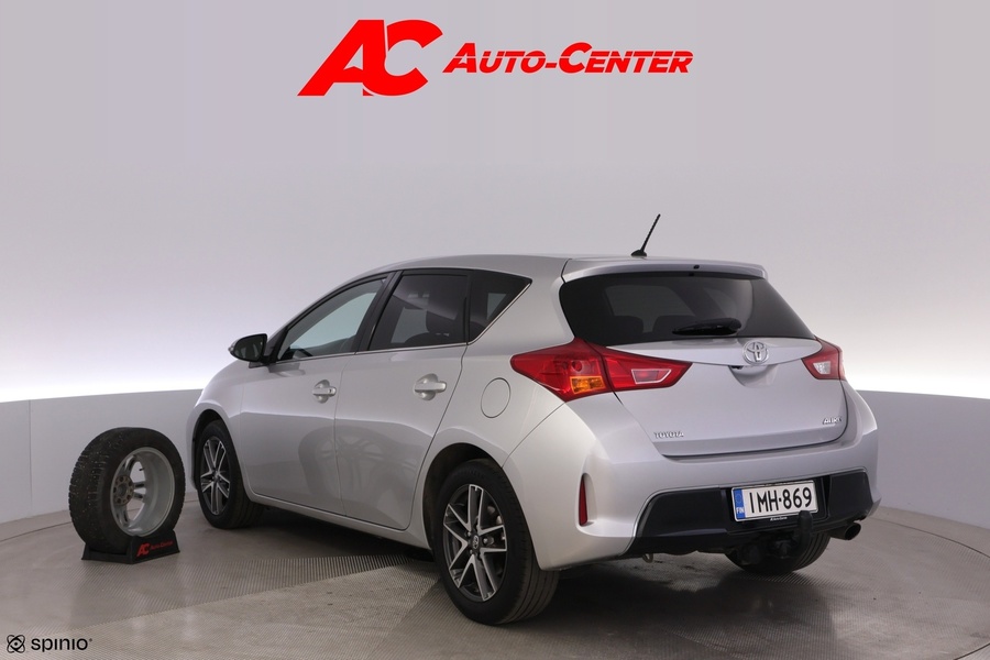 Toyota Auris vaihtoauto