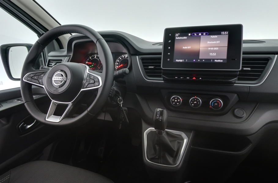 Nissan Primastar vaihtoauto