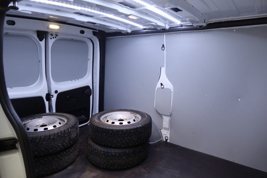 Nissan Primastar vaihtoauto