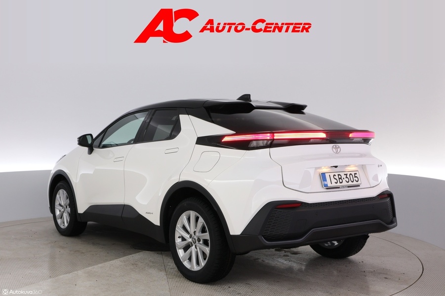 Toyota C-HR vaihtoauto