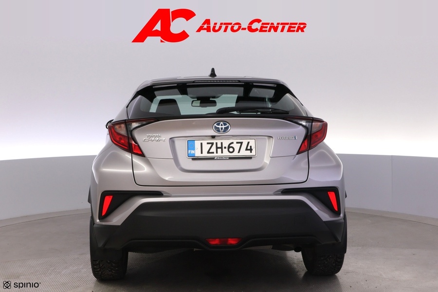 Toyota C-HR vaihtoauto