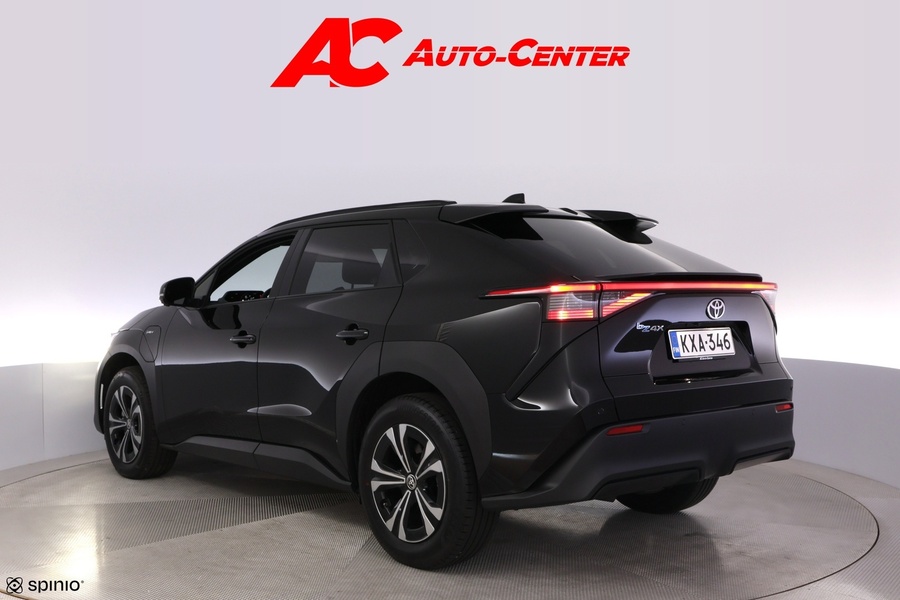 Toyota bZ4X vaihtoauto