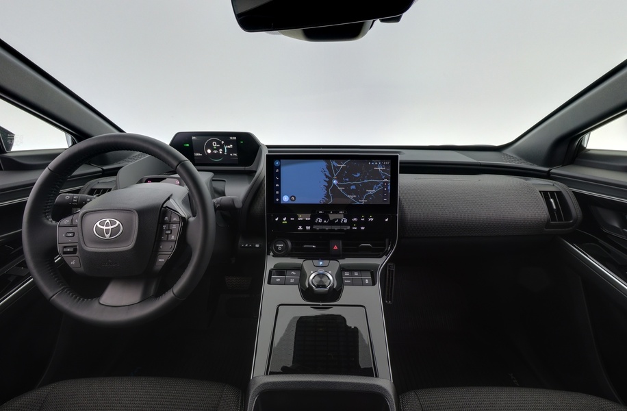 Toyota bZ4X vaihtoauto