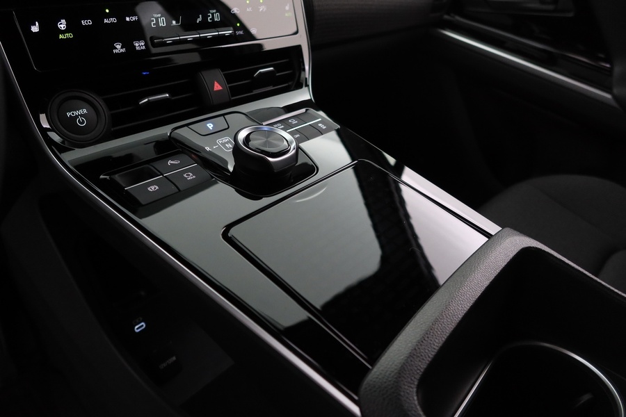 Toyota bZ4X vaihtoauto