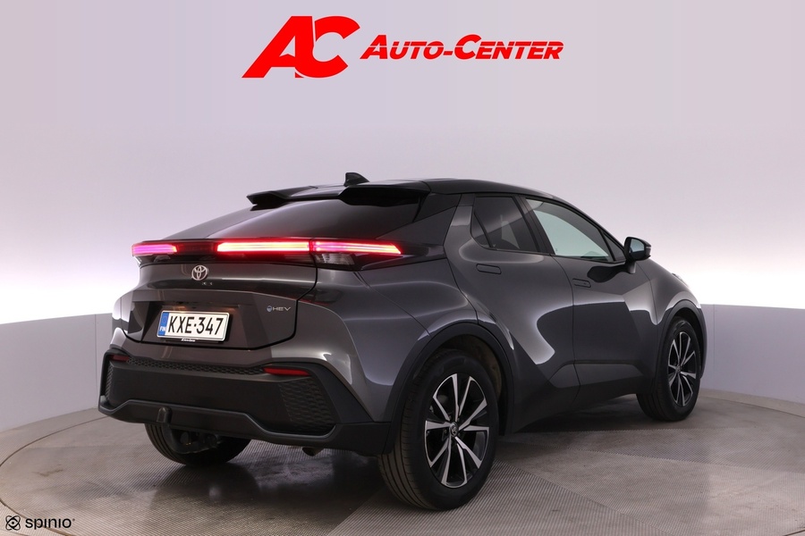 Toyota C-HR vaihtoauto