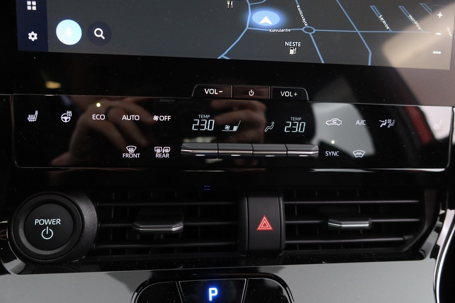 Toyota bZ4X vaihtoauto