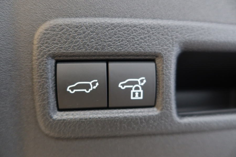 Toyota bZ4X vaihtoauto