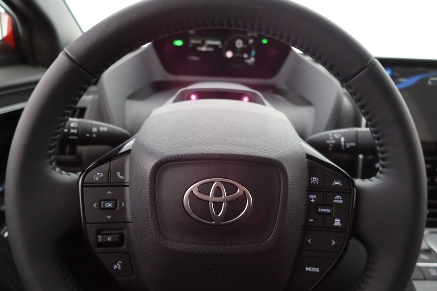 Toyota bZ4X vaihtoauto