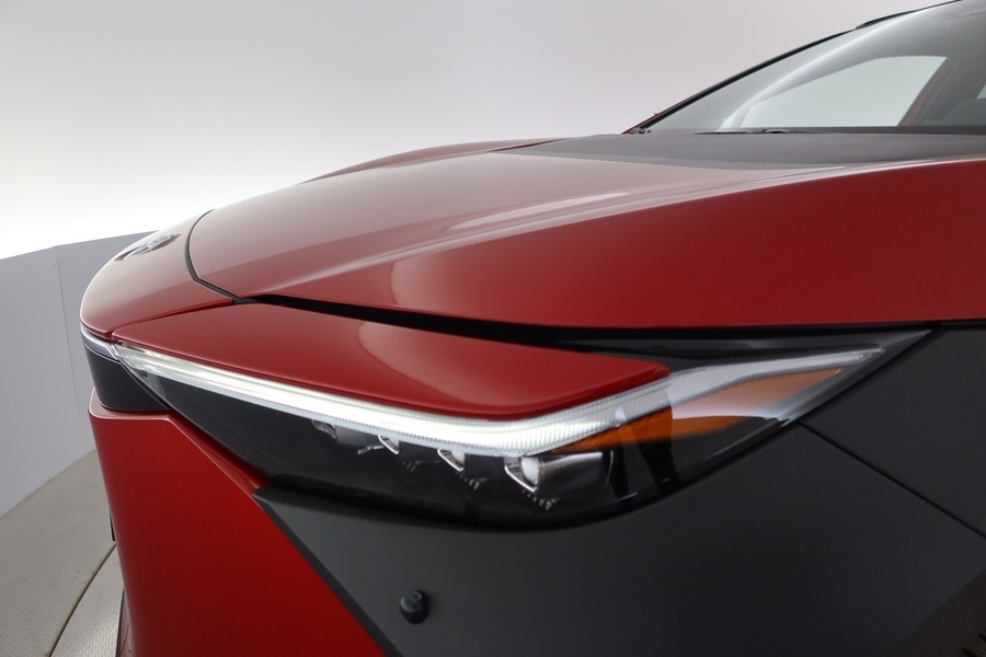 Toyota bZ4X vaihtoauto