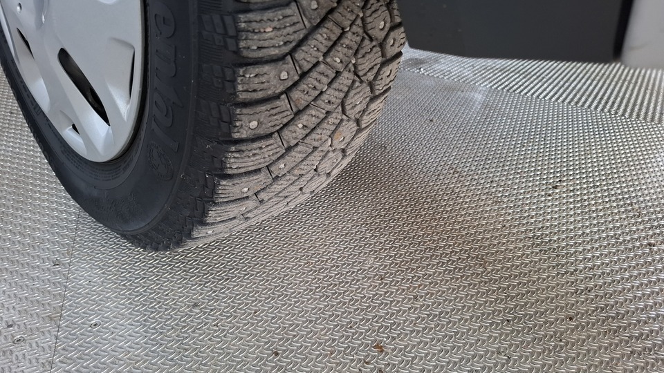 Ford Transit Connect vaihtoauto