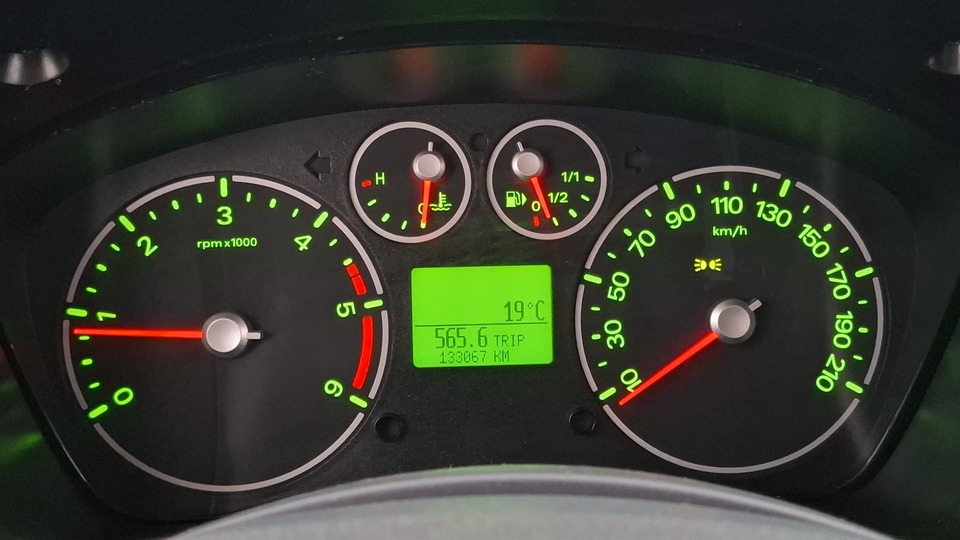 Ford Transit Connect vaihtoauto