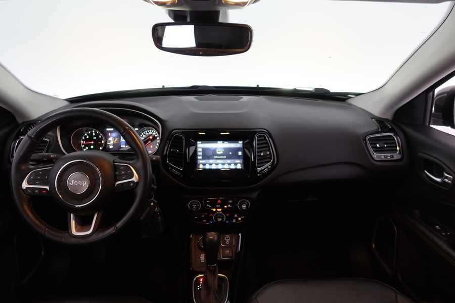 Jeep Compass vaihtoauto