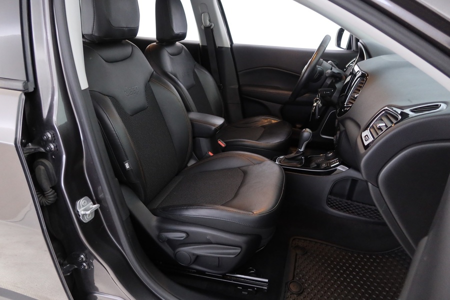 Jeep Compass vaihtoauto