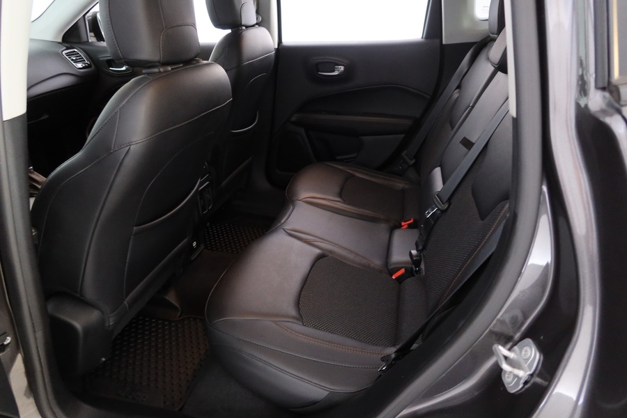 Jeep Compass vaihtoauto