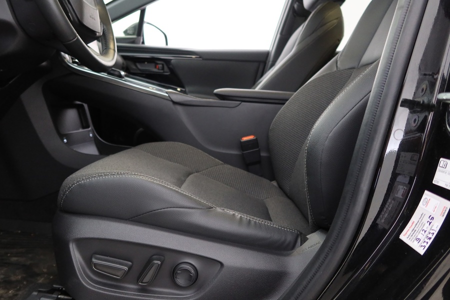 Toyota bZ4X vaihtoauto