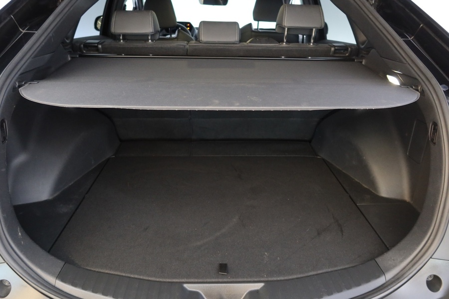 Toyota bZ4X vaihtoauto