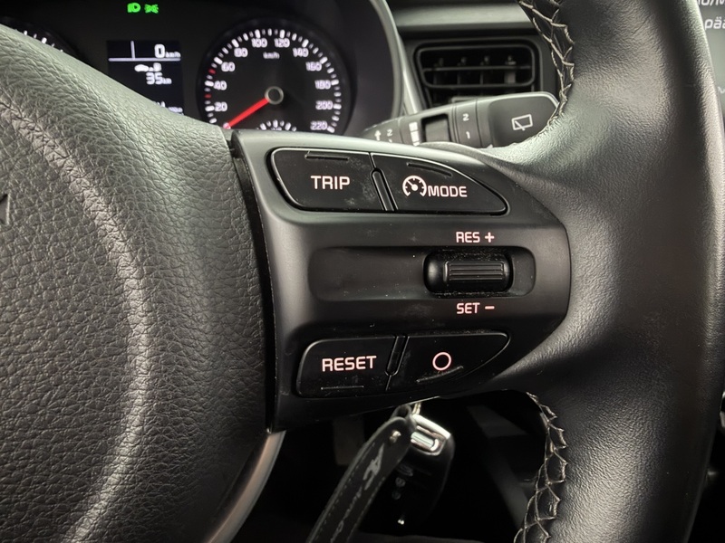 Kia Stonic vaihtoauto