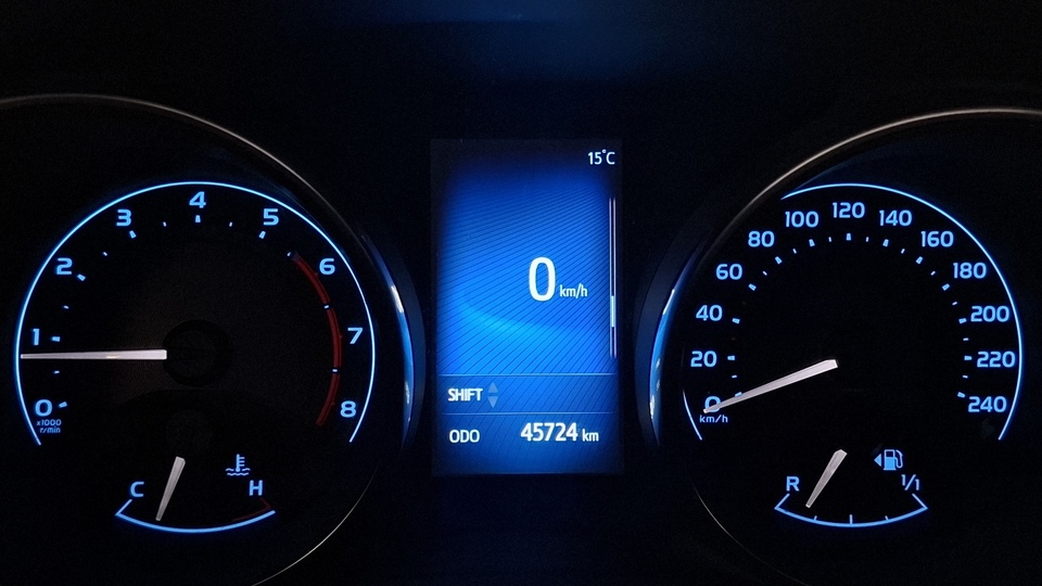 Toyota Auris vaihtoauto