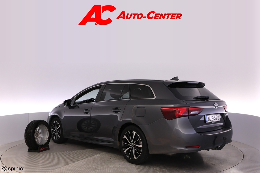 Toyota Avensis vaihtoauto