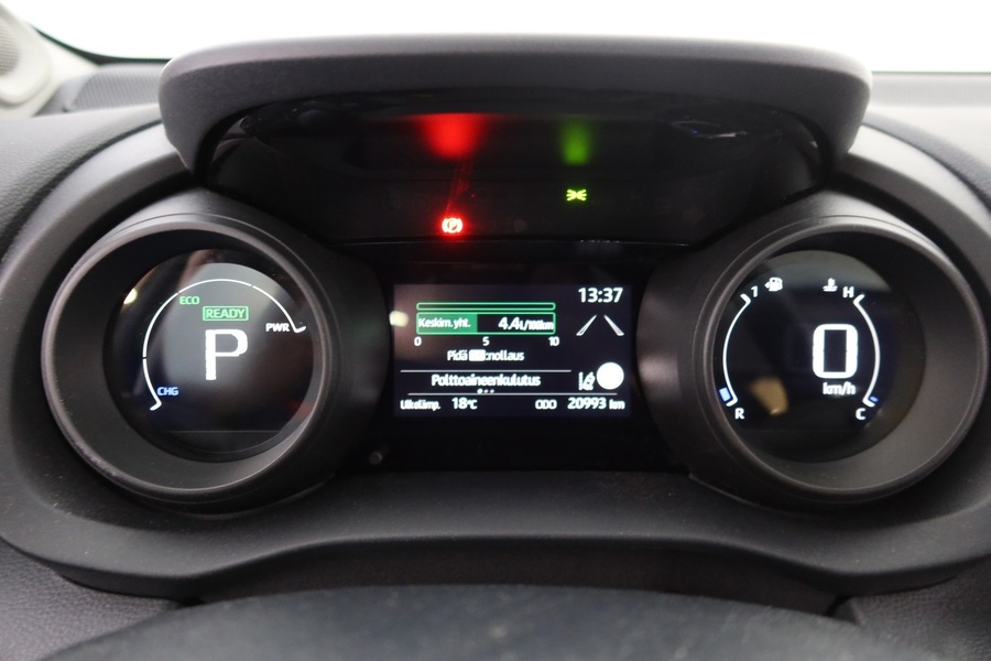 Toyota Yaris vaihtoauto