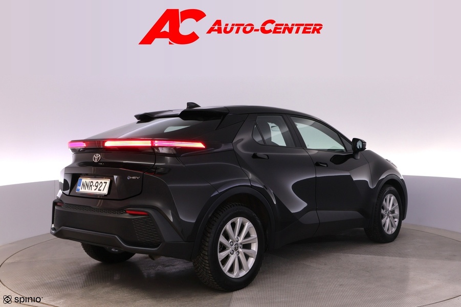 Toyota C-HR vaihtoauto