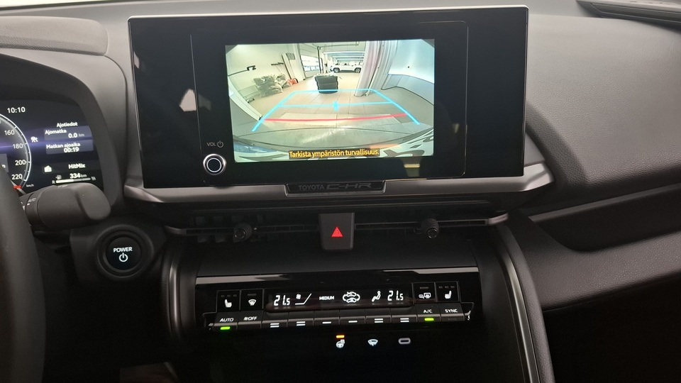 Toyota C-HR vaihtoauto