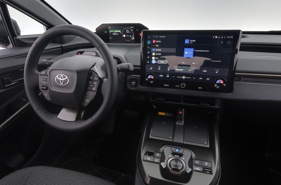 Toyota bZ4X vaihtoauto