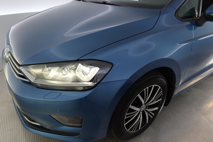 Volkswagen Golf Sportsvan vaihtoauto