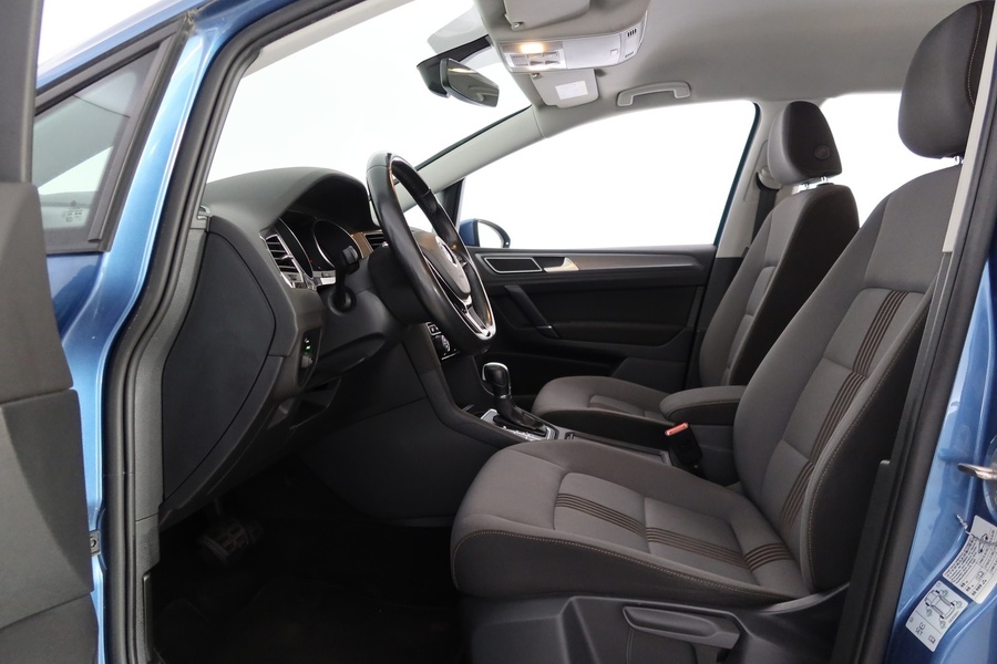 Volkswagen Golf Sportsvan vaihtoauto