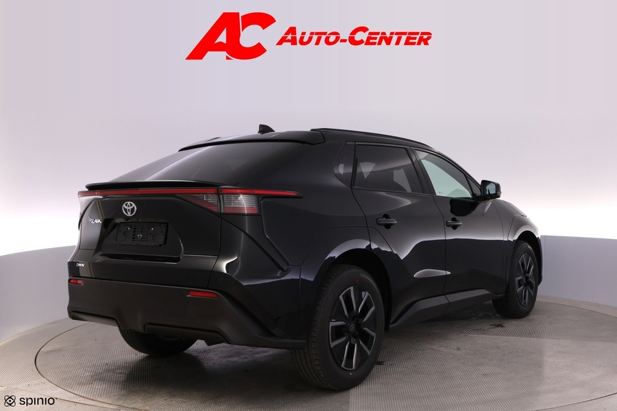 Toyota bZ4X vaihtoauto