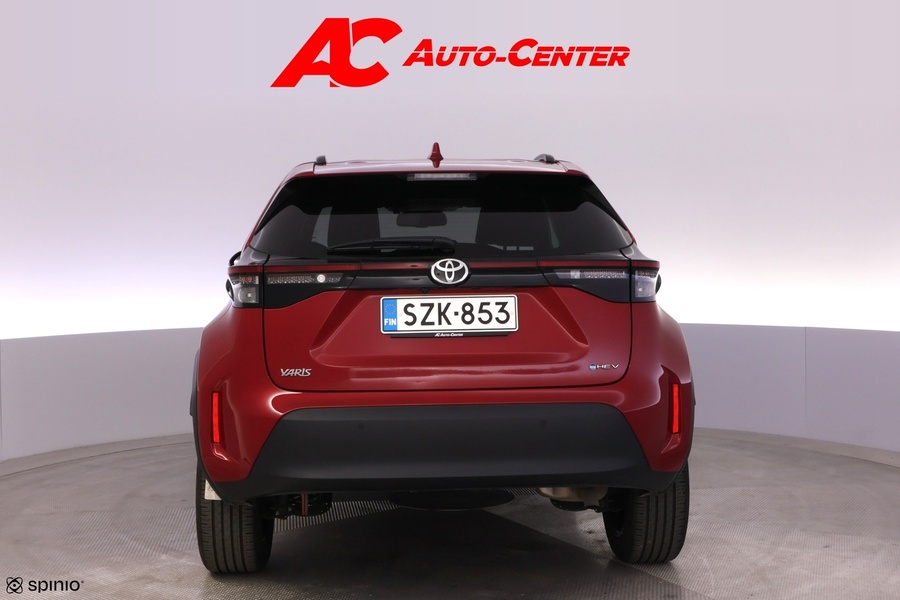 Toyota Yaris Cross vaihtoauto