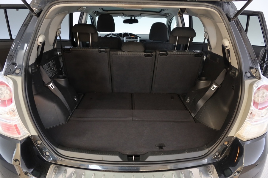 Toyota Verso vaihtoauto