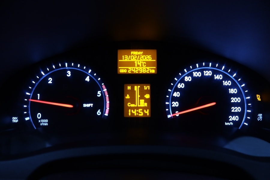 Toyota Avensis vaihtoauto