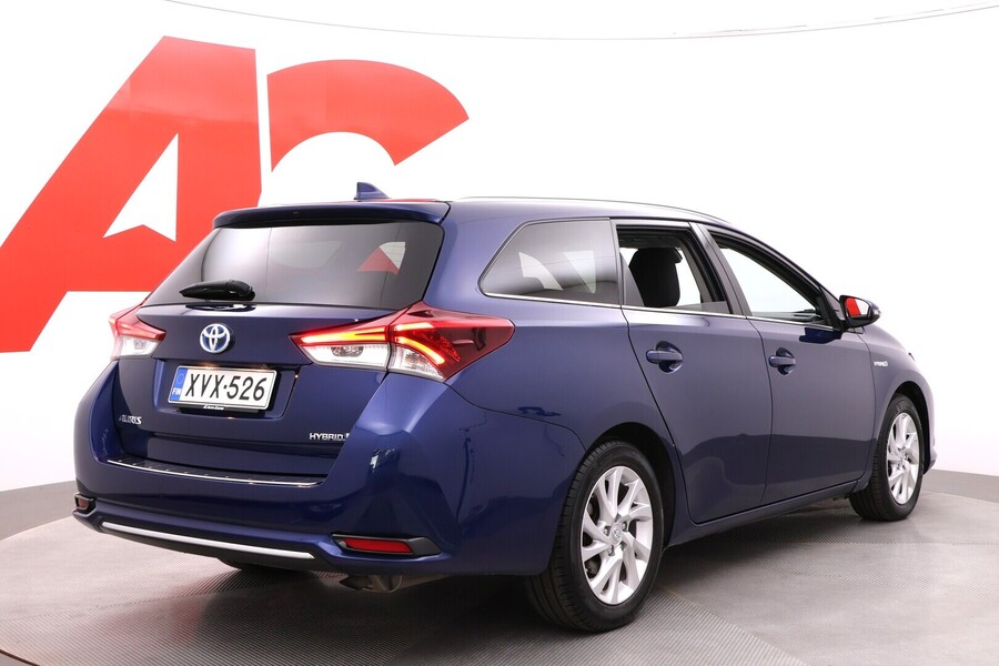 Toyota Auris vaihtoauto