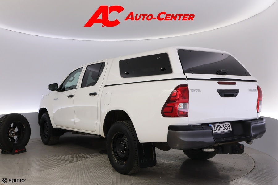 Toyota Hilux vaihtoauto