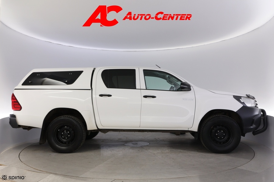 Toyota Hilux vaihtoauto