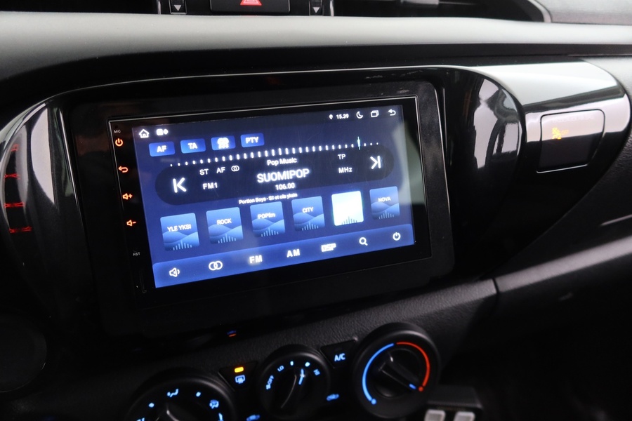 Toyota Hilux vaihtoauto