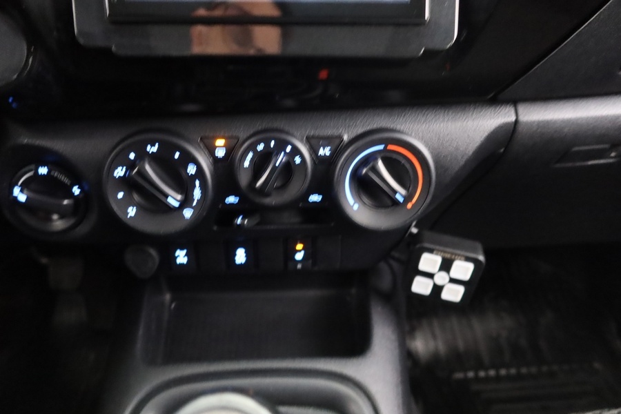 Toyota Hilux vaihtoauto