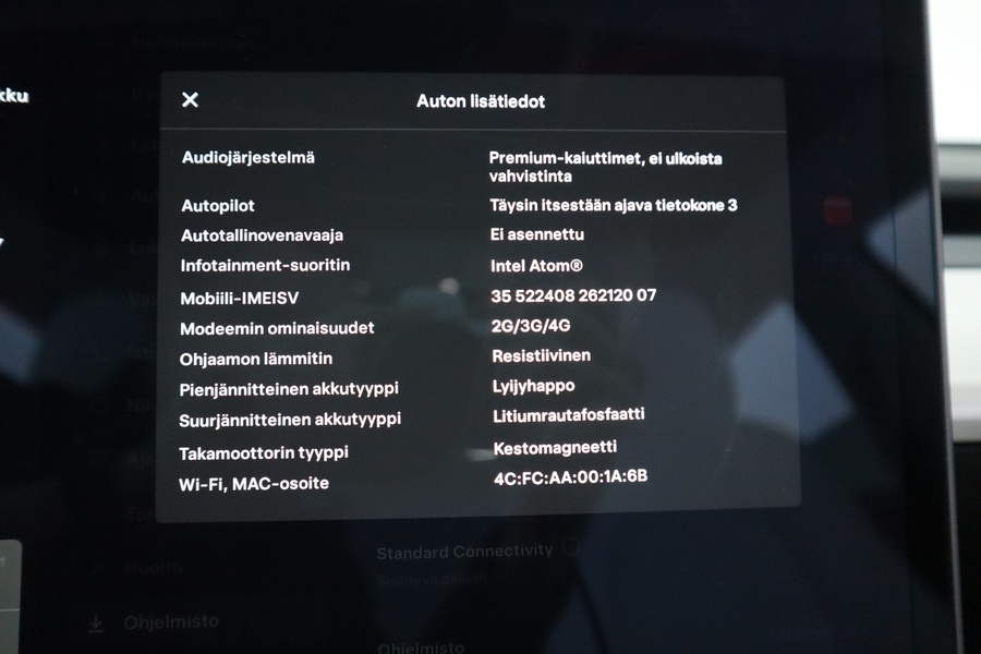 Tesla Model 3 vaihtoauto