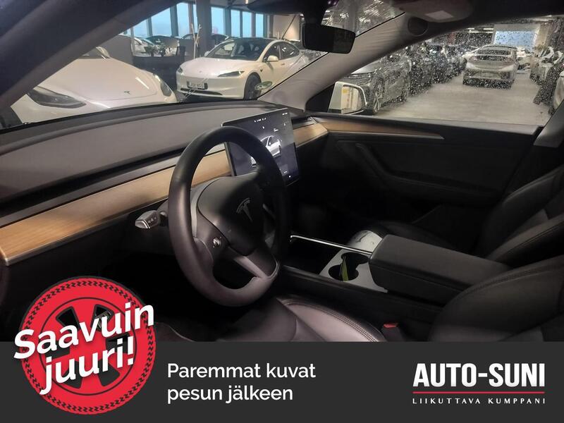 Tesla Model Y vaihtoauto