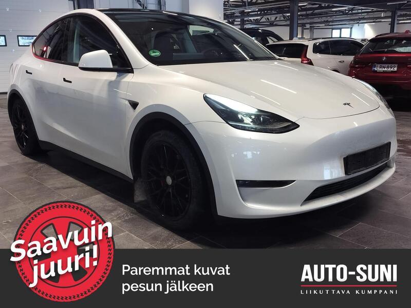 Tesla Model Y vaihtoauto