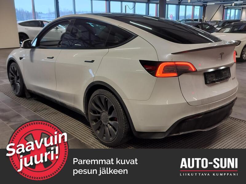 Tesla Model Y vaihtoauto