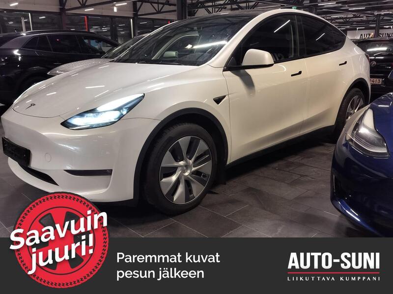 Tesla Model Y vaihtoauto