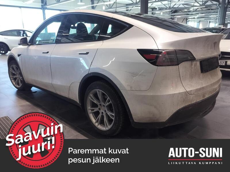 Tesla Model Y vaihtoauto